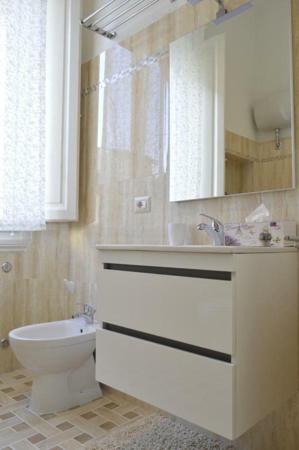 Relais Le Cento Botteghe Apartman Firenze Kültér fotó