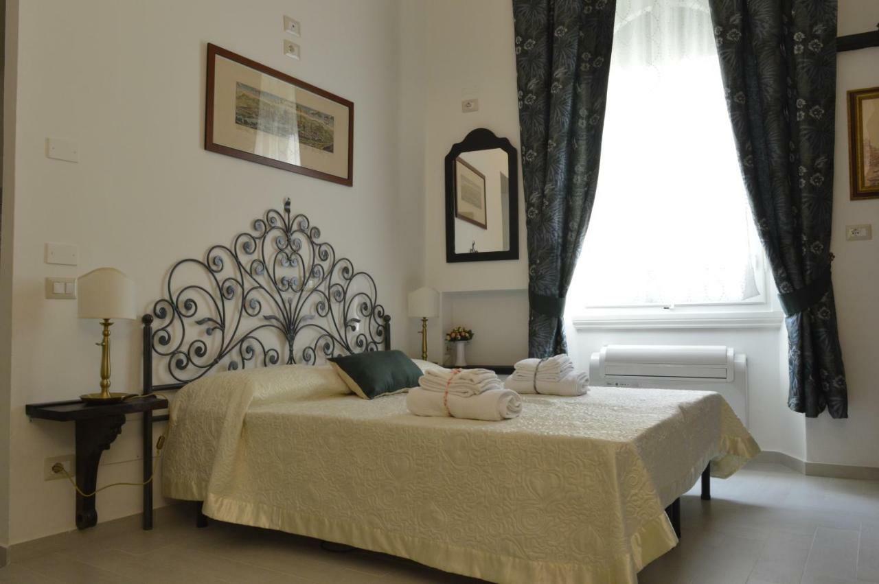 Relais Le Cento Botteghe Apartman Firenze Kültér fotó